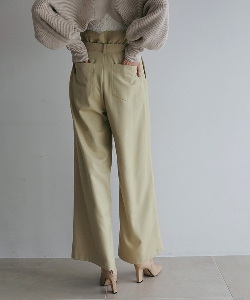 MANOF(マノフ)の「HIGH WAIST BARREL PANTS(その他パンツ・レディース・イエロー/ブラウン/チャコールグレー・S/M)」の21枚目の写真