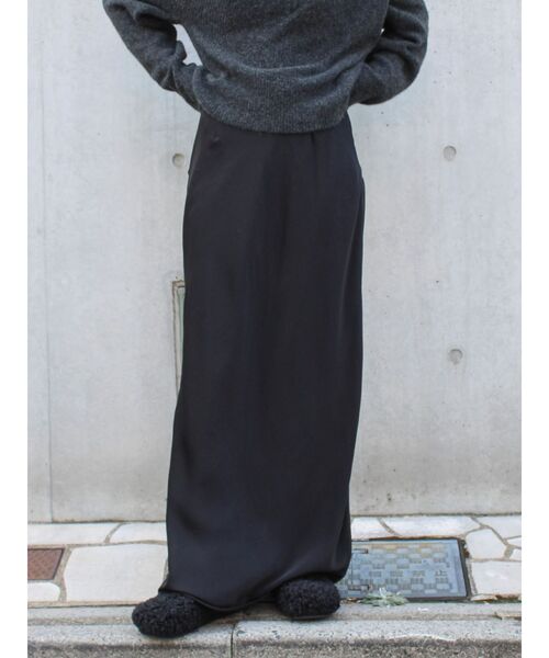 Ungrid（アングリッド）の「サテンフレアスカート（スカート・レディース・イエロー/アイボリー/ブラック・SMALL/MEDIUM）」の3枚目の写真