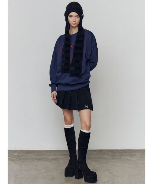 EMODA(エモダ)の「ハートロゴオーバースウェットプルオーバー(スウェット・レディース・ネイビー/ブラック/グレー・FREE)」の11枚目の写真