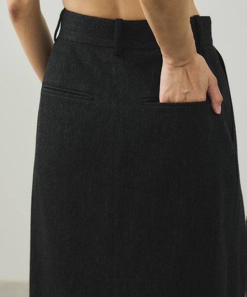 ADAM ET ROPE'(アダムエロペ)の「【EMOELLE】ウールコットン2タックスカート(スカート・レディース・チャコールグレー/ベージュ系その他・36/38)」の8枚目の写真