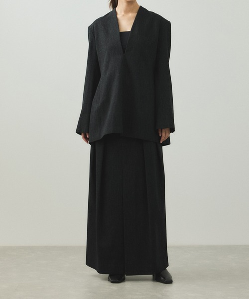 ADAM ET ROPE'(アダムエロペ)の「【EMOELLE】ウールコットン2タックスカート(スカート・レディース・チャコールグレー/ベージュ系その他・36/38)」の7枚目の写真