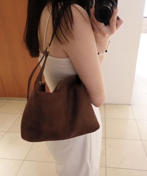 Reurie'（レウリィ）の「【500mlペットボトル収納可能】スエードワンショルダーバッグ(ayaka select) / ワンハンドル ホーボーバッグ シンプル カジュアル 秋冬 韓国（ショルダーバッグ）」