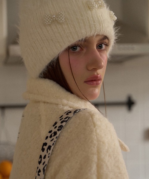 SANSeLF（サンセルフ）の「【SANSeLF】 パールリボンシャギーニットキャップ  ビーズアクセント フェミニン saa25a114（ニットキャップ/ビーニー・レディース・ブラック/ホワイト/ピンク・FREE）」の4枚目の写真