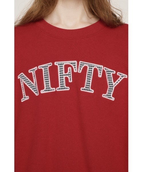 SLY（スライ）の「【ZOZO限定カラーあり】APPLIQUE LOGO SW TOPS アップリケ ロゴ スウェット トップス 秋服 冬服　トレーナー（スウェット・レディース・杢グレー/ブラウン/レッド/ネイビー/ブラック・FREE）」の12枚目の写真