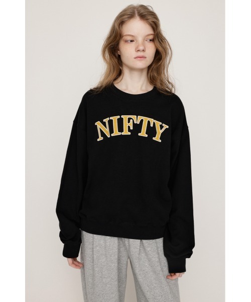 SLY（スライ）の「【ZOZO限定カラーあり】APPLIQUE LOGO SW TOPS アップリケ ロゴ スウェット トップス 秋服 冬服　トレーナー（スウェット・レディース・杢グレー/ブラウン/レッド/ネイビー/ブラック・FREE）」の15枚目の写真