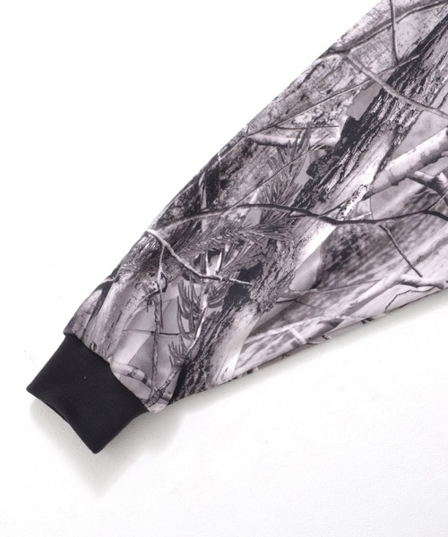 Revo.(レボ)の「リアルツリーカモ デジタルプリント ジップ フーディー ツリーカモ 裏毛 スウェット ジップパーカー(パーカー・メンズ・リアルツリーカモ/グレー系カモフラージュ・L/M)」の6枚目の写真