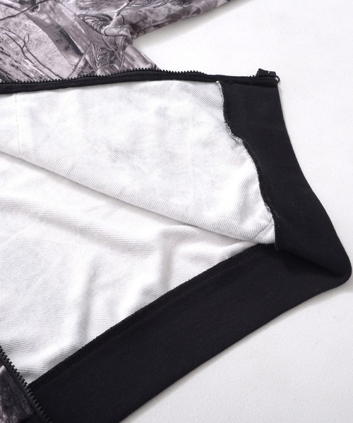 Revo.(レボ)の「リアルツリーカモ デジタルプリント ジップ フーディー ツリーカモ 裏毛 スウェット ジップパーカー(パーカー・メンズ・リアルツリーカモ/グレー系カモフラージュ・L/M)」の9枚目の写真