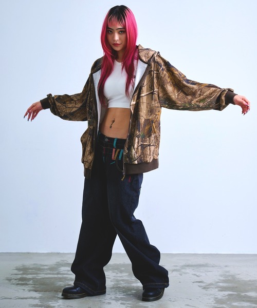 Revo.(レボ)の「リアルツリーカモ デジタルプリント ジップ フーディー ツリーカモ 裏毛 スウェット ジップパーカー(パーカー・メンズ・リアルツリーカモ/グレー系カモフラージュ・L/M)」の19枚目の写真