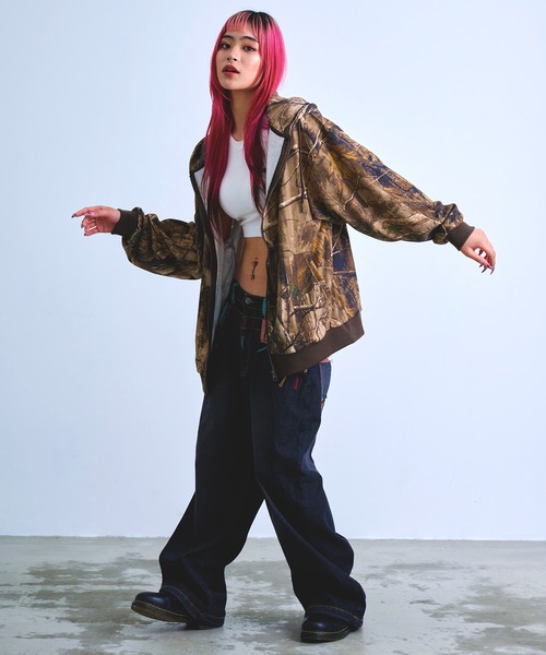 Revo.(レボ)の「リアルツリーカモ デジタルプリント ジップ フーディー ツリーカモ 裏毛 スウェット ジップパーカー(パーカー・メンズ・リアルツリーカモ/グレー系カモフラージュ・L/M)」の20枚目の写真