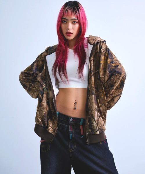 Revo.(レボ)の「リアルツリーカモ デジタルプリント ジップ フーディー ツリーカモ 裏毛 スウェット ジップパーカー(パーカー・メンズ・リアルツリーカモ/グレー系カモフラージュ・L/M)」の13枚目の写真