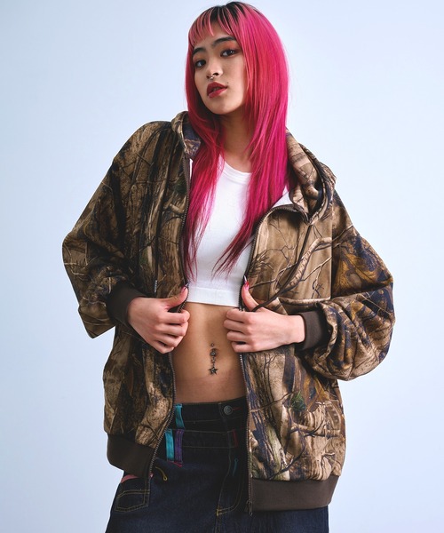 Revo.(レボ)の「リアルツリーカモ デジタルプリント ジップ フーディー ツリーカモ 裏毛 スウェット ジップパーカー(パーカー・メンズ・リアルツリーカモ/グレー系カモフラージュ・L/M)」の15枚目の写真