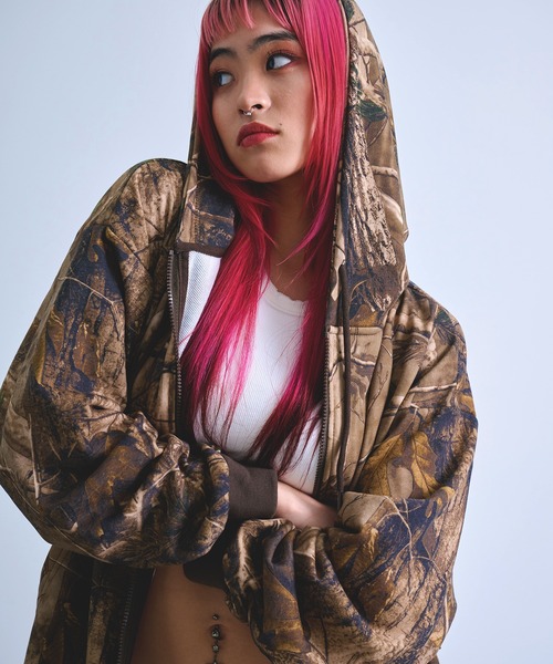 Revo.(レボ)の「リアルツリーカモ デジタルプリント ジップ フーディー ツリーカモ 裏毛 スウェット ジップパーカー(パーカー・メンズ・リアルツリーカモ/グレー系カモフラージュ・L/M)」の18枚目の写真