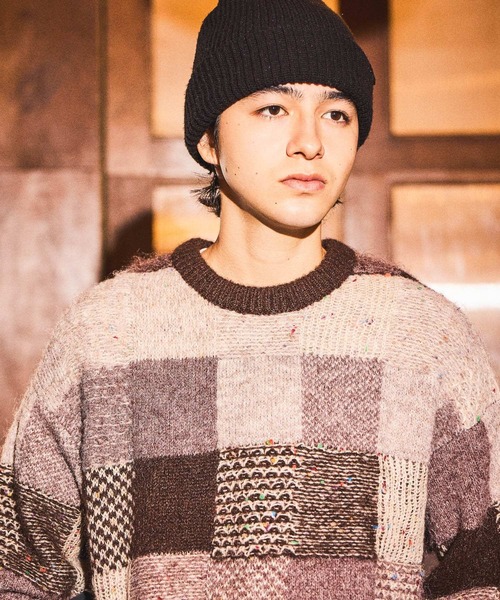 niko and...(ニコアンド)の「ブロックチェックニットプルオーバー(ニット/セーター・メンズ・チャコール/ブラウン・MEDIUM/LARGE)」の5枚目の写真