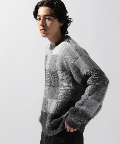 niko and...(ニコアンド)の「ブロックチェックニットプルオーバー(ニット/セーター・メンズ・チャコール/ブラウン・MEDIUM/LARGE)」の9枚目の写真