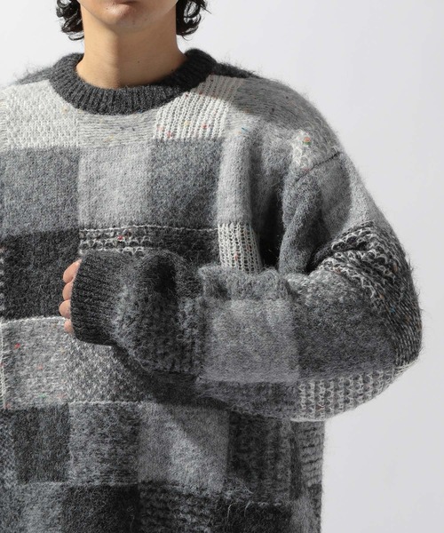 niko and...(ニコアンド)の「ブロックチェックニットプルオーバー(ニット/セーター・メンズ・チャコール/ブラウン・MEDIUM/LARGE)」の19枚目の写真