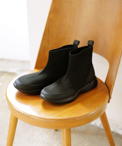 studio CLIP（スタディオクリップ）の「【撥水・消臭・抗菌防臭・クッションインソール】軽らく撥水ニットブーツ（ブーツ・レディース・グレー/ブラック/アイボリー・LARGE/MEDIUM）」の2枚目の写真