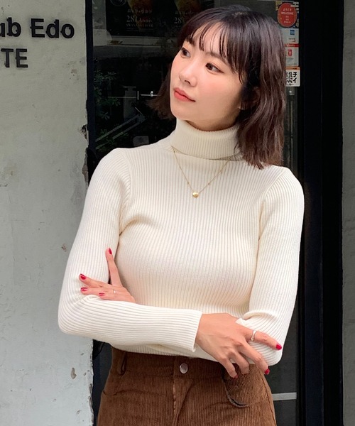Teem Store（チームストア）の「シンプルタートルニット（ニット/セーター・レディース・ブラック/ブルー/グレー/アイボリー・F）」の11枚目の写真