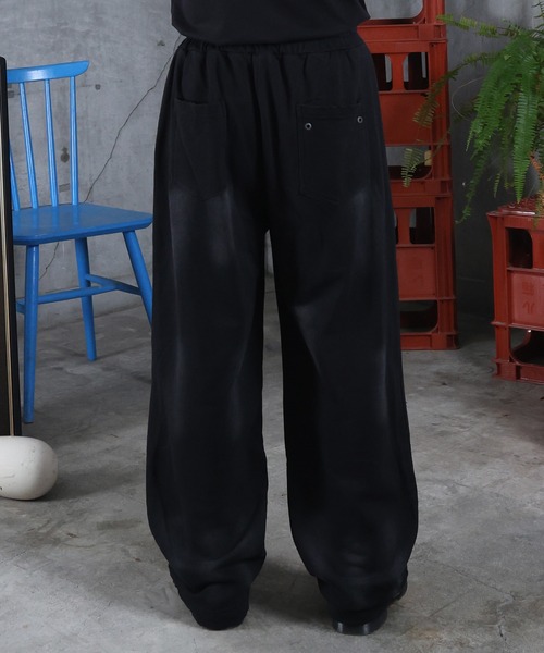 ILL'S（イルズ）の「スウェットパンツ 汚れ加工 プリント メンズ レディース ユニセックス（スウェットパンツ・メンズ・ブラック/アイボリー・M/L）」の5枚目の写真