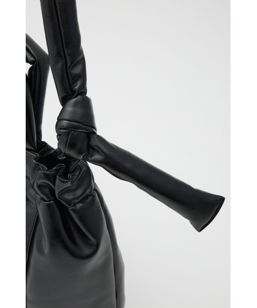 SLY（スライ）の「PUFFER SHOULDER BIG BAG ナイロン ショルダー ビッグバッグ 秋服 冬服（ショルダーバッグ・レディース・ブラック/ブラウン・FREE）」の9枚目の写真