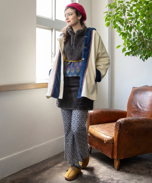 チャイハネ（チャイハネ）の「【チャイハネ】カラカパフードジャケット（その他アウター・レディース・グリーン/レッド/ホワイト・FREE）」の6枚目の写真