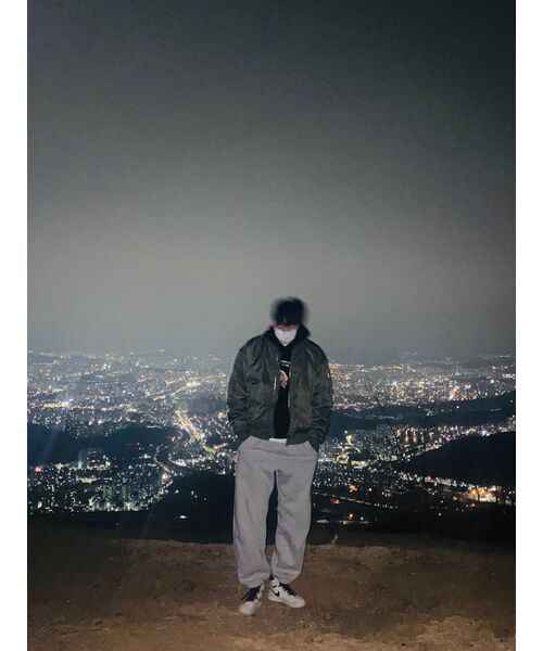 MUSINSA STANDARD(ムシンサスタンダード)の「特大MA-1ボンバージャケット【カーキ】(ブルゾン・メンズ・その他・MEDIUM/LARGE/X-LARGE/XX-LARGE)」の19枚目の写真