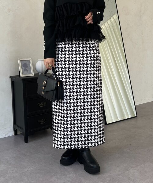 prose verse（プロズヴェール）の「スーパーストレッチ起毛チェックナロースカート（スカート・レディース・ブラック系その他・MEDIUM/PL/PM/LARGE）」の5枚目の写真