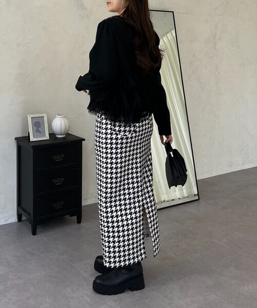 prose verse（プロズヴェール）の「スーパーストレッチ起毛チェックナロースカート（スカート・レディース・ブラック系その他・MEDIUM/PL/PM/LARGE）」の16枚目の写真