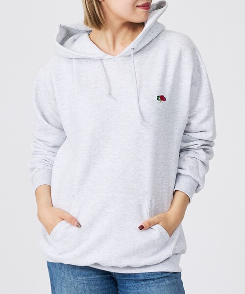 FRUIT OF THE LOOM(フルーツオブザルーム)の「【FRUIT OF THE LOOM/フルーツ オブ ザ ルーム】 25FW PRINT HOODIE2/フーディ/お出かけ/スウェット/リラックス【WEB限定】(スウェット・レディース・ホワイト/グレー/ネイビー/ブラック・フリー)」の2枚目の写真