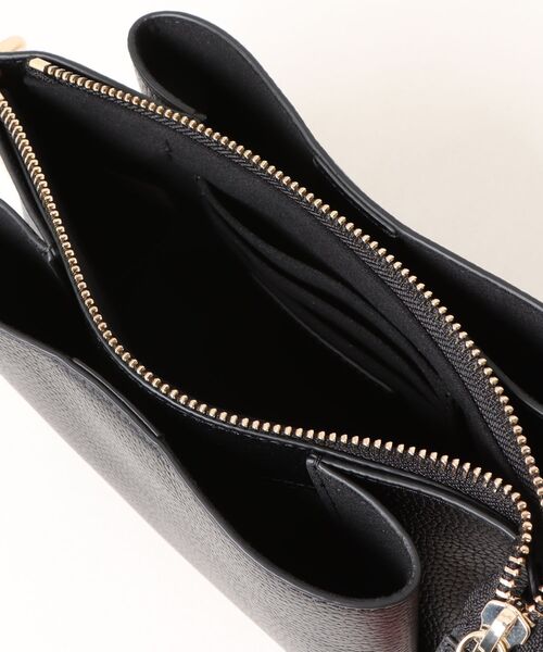 COLE HAAN(コールハーン)の「ミッドタウン チェーン クロスボディ womens(ショルダーバッグ・レディース・ブラック・OSFA)」の7枚目の写真