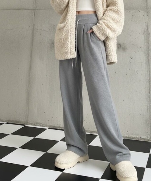 cammie(キャミー)の「ハイウエストワイドスウェットパンツ(スウェットパンツ・レディース・ネイビー/ブラウン/グレー・M/L)」の12枚目の写真