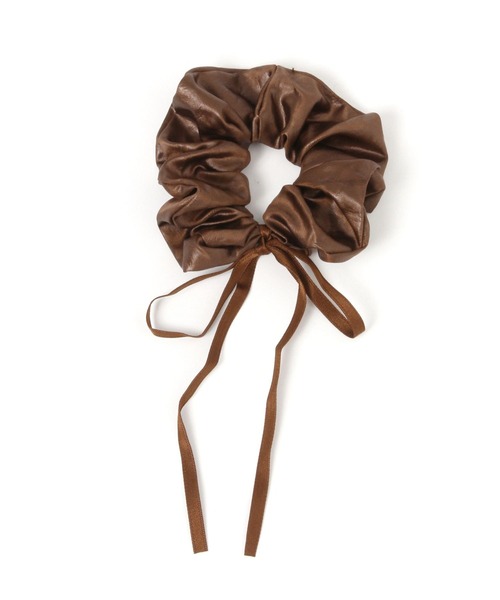 ジュジュ レザー調ロングリボンシュシュ / 607765（シュシュ）｜LAKOLE（ラコレ