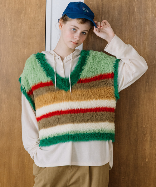 POU DOU DOU（プードゥドゥ）の「フェザーヤーンボーダーVネックベスト（ベスト・レディース・ブラック/グリーン/ブラウン・M）」の9枚目の写真