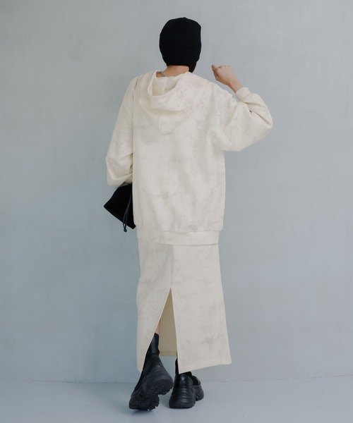 PAGEBOY(ページボーイ)の「ヴィンテージダンボールWZIPパーカー【セットアップ対応】(パーカー・レディース・グレー/オフホワイト/ブラック・FREE)」の6枚目の写真