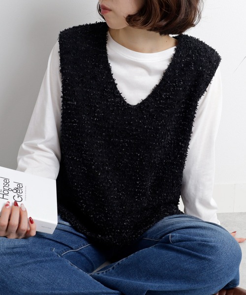 BELLUNA PLUS(ベルーナ)の「テープヤーンVネックニットベスト(ベスト・レディース・ライトグレー/ブラック・MEDIUM/LARGE/X-LARGE)」の21枚目の写真