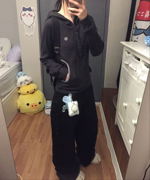 OAFISH(オアフィッシュ)の「CHECK ROLL UP COTTON PANTS, BLACK(その他パンツ・レディース・その他・1/2)」の14枚目の写真