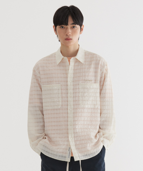 COVERNAT(カバーナット)の「サマーシアサーカーシャツアイボリー(シャツ/ブラウス・レディース・その他・X-SMALL/SMALL/MEDIUM/LARGE/X-LARGE)」の1枚目の写真