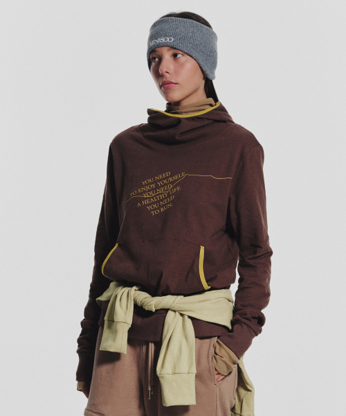 MENASOO(ミナス)の「MNS Track Binding High Neck Hoodie_Brown(パーカー・レディース・ブラウン・2/1)」の3枚目の写真