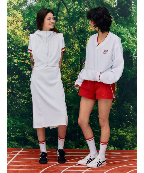 MENASOO(ミナス)の「HEARTTRACK VNECK NYLON ANORAK JACKET_WHITE(ナイロンジャケット・レディース・ホワイト・FREE)」の2枚目の写真
