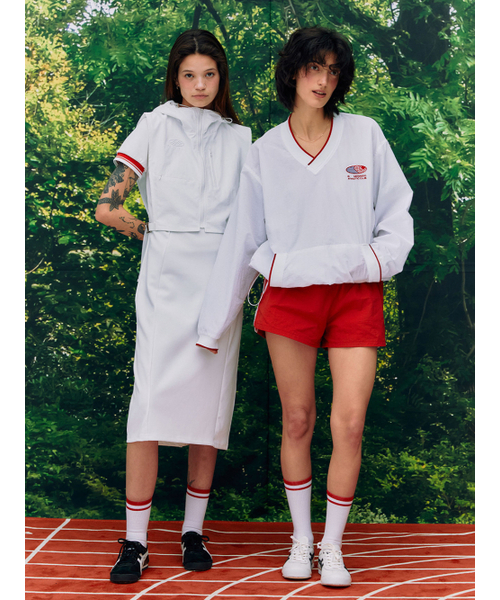 MENASOO(ミナス)の「HEARTTRACK VNECK NYLON ANORAK JACKET_WHITE(ナイロンジャケット・レディース・ホワイト・FREE)」の5枚目の写真