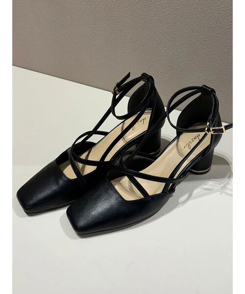 dazzlin（ダズリン）の「アートストラップサンダル（サンダル・レディース・ブラック/アイボリー・LARGE/MEDIUM）」の2枚目の写真