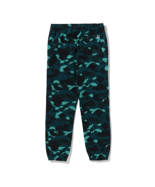 A BATHING APE(アベイシングエイプ)の「COLOR CAMO SHARK SWEAT PANTS(スウェットパンツ・メンズ・レッド/グリーン/パープル・LARGE/MEDIUM/XX-LARGE/SMALL/X-LARGE)」の5枚目の写真