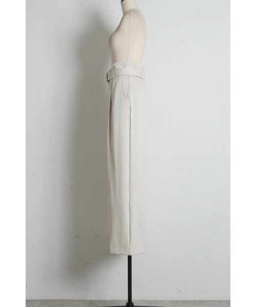 &. NOSTALGIA（アンドドットノスタルジア）の「カーブウエストパンツ（その他パンツ・レディース・アイボリー/ブラック・M）」の16枚目の写真