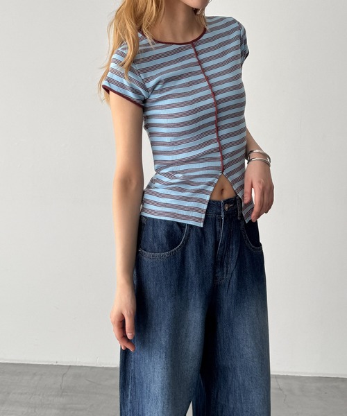 CANAL JEAN(キャナルジーン)の「Miller パネルリブスリットTシャツ(Tシャツ/カットソー・レディース・ブラック/マルチ/レッド系その他/ブルー/グリーン系その他/ブラック系その他・ONE SIZE)」の1枚目の写真