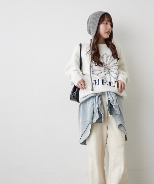 continuer de NICE CLAUP（コンティニューデナイスクラップ）の「ブラシヤーンお花ジャガードニット（ニット/セーター・レディース・アイボリー/ボルドー/ネイビー/グレー・FREE）」の8枚目の写真