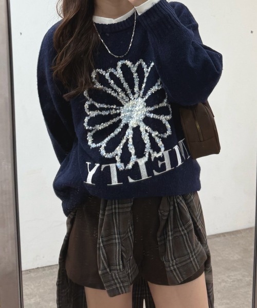 continuer de NICE CLAUP（コンティニューデナイスクラップ）の「ブラシヤーンお花ジャガードニット（ニット/セーター・レディース・アイボリー/ボルドー/ネイビー/グレー・FREE）」の4枚目の写真