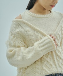 FRINGE KNIT