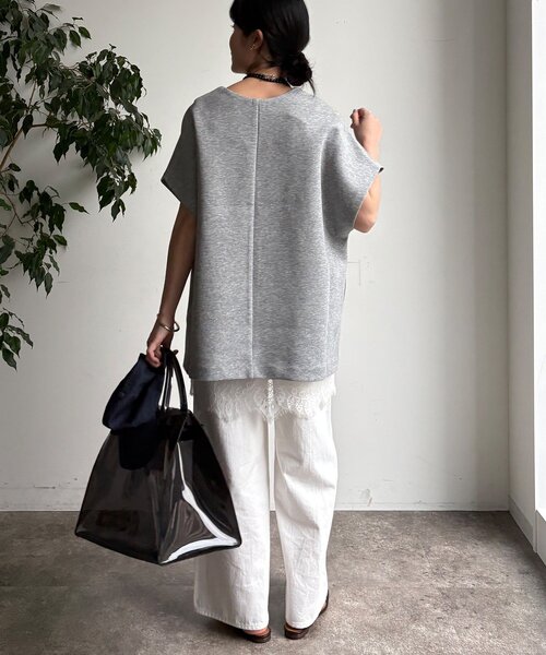 DouDou(ドゥドゥ)の「【WEB限定】オーバーシルエットダンボールベスト(Tシャツ/カットソー・レディース・ベージュ/ブラック/グレー・FREE)」の6枚目の写真