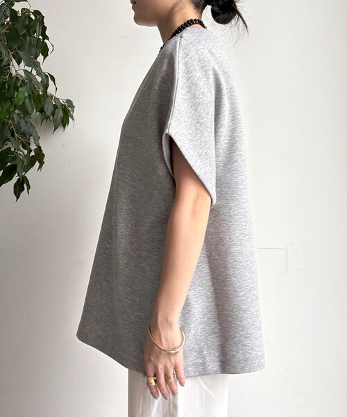 DouDou(ドゥドゥ)の「【WEB限定】オーバーシルエットダンボールベスト(Tシャツ/カットソー・レディース・ベージュ/ブラック/グレー・FREE)」の13枚目の写真