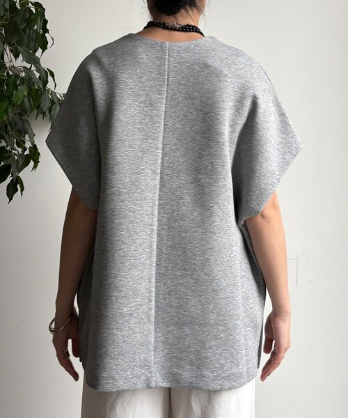 DouDou(ドゥドゥ)の「【WEB限定】オーバーシルエットダンボールベスト(Tシャツ/カットソー・レディース・ベージュ/ブラック/グレー・FREE)」の14枚目の写真