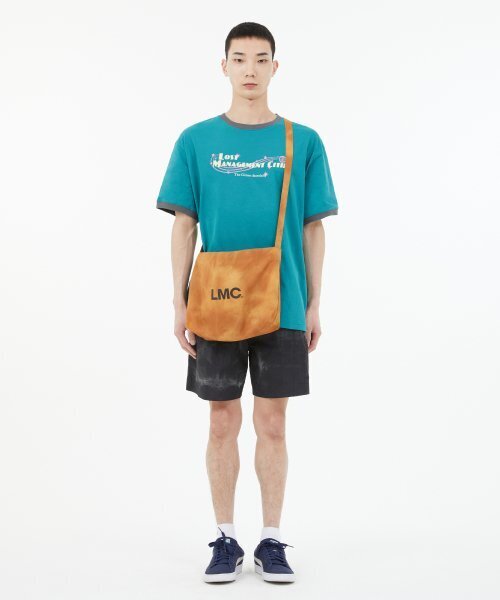 LMCの「NYLON TIE DYE CROSS BAG orange(メッセンジャーバッグ・レディース・その他・ONE SIZE)」の2枚目の写真